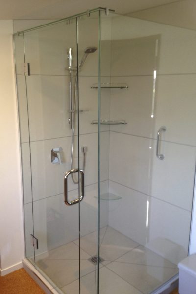 Glass Showers (2)